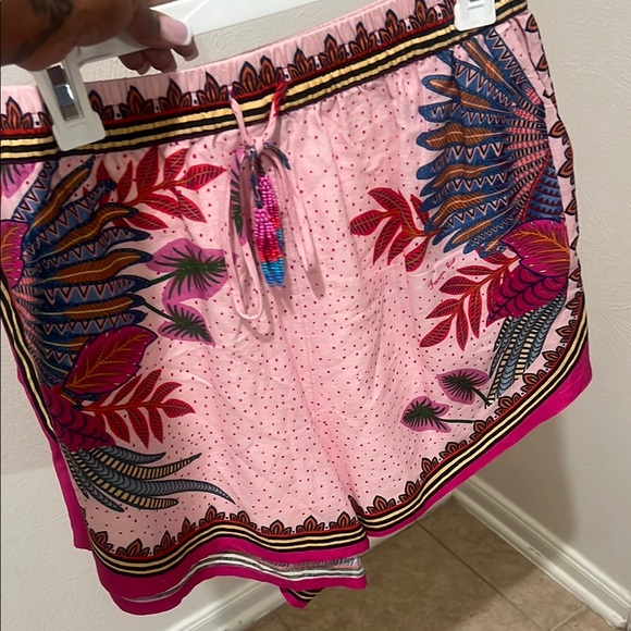 FARM Rio Multicolor Patterned blouse and shorts set - Picture 9 of 10